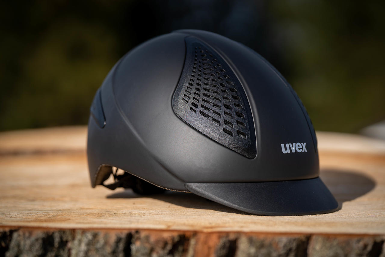 uvex Reithelm exxential II
